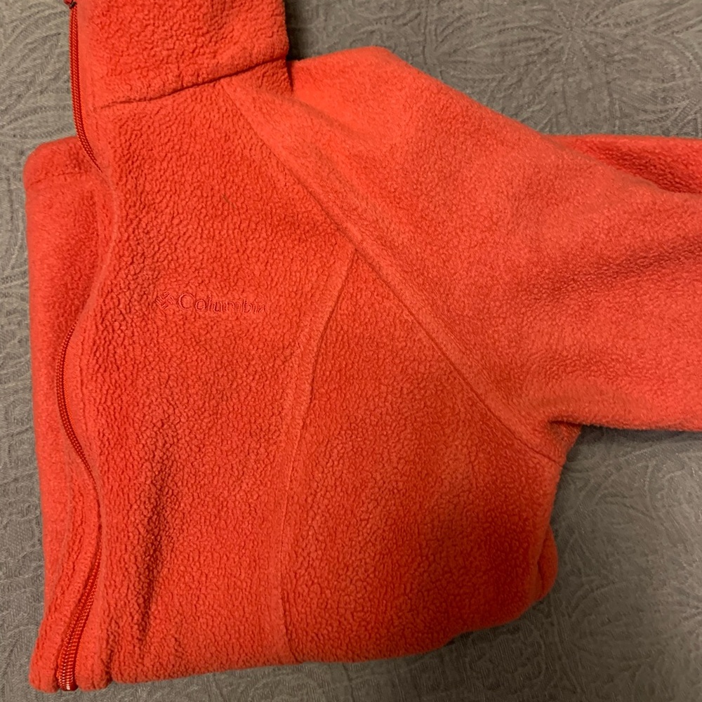 Columbia fleece jacket. - Picture 3 of 5